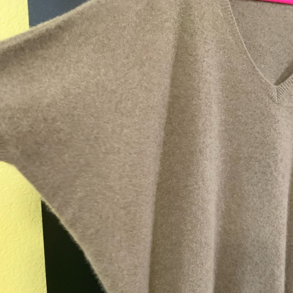 Minnie Rose 🌹 💯 oversized cashmere top . - Picture 3 of 11